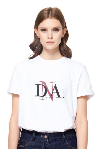 White crew neck T-shirt with DnA logo, rolled sleeves and a logo at the back by DIANA ARNO.