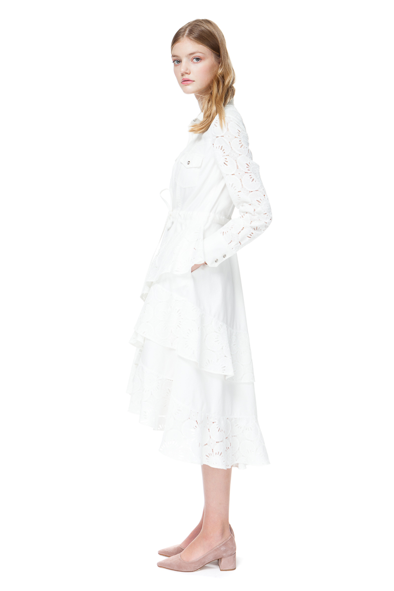 CECELIA denim dress with long sleeves in white.