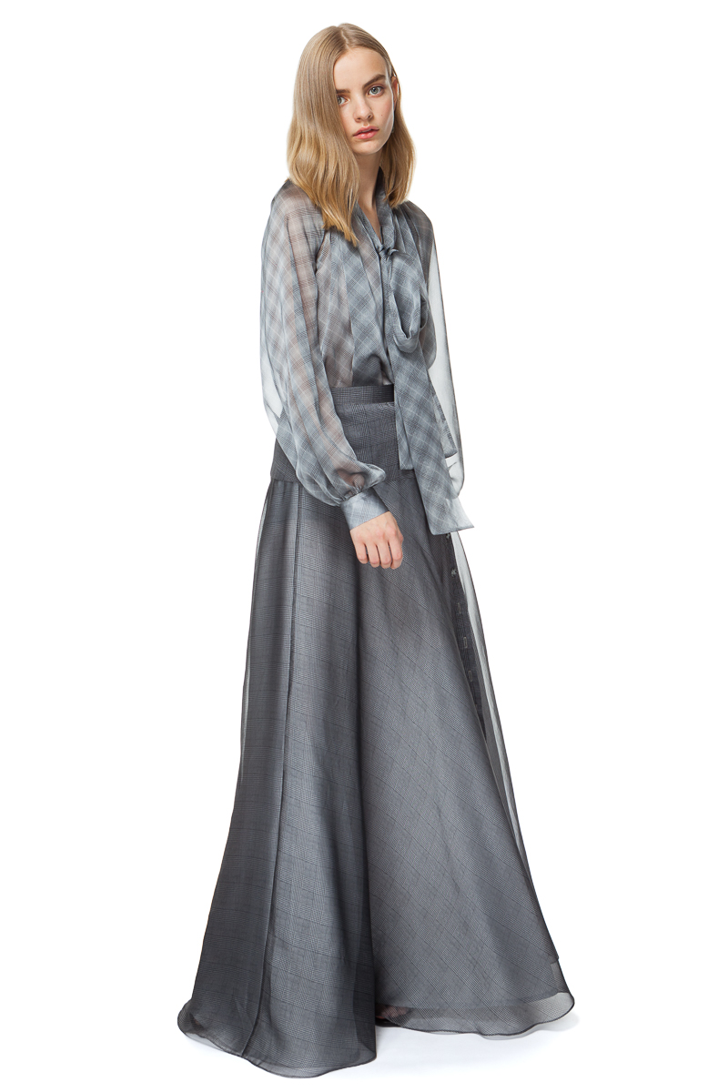 ISABELLE maxi skirt with a side split and buttons.