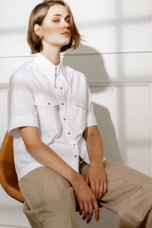 APRIL SHORT-SLEEVED BLOUSE IN PURE WHITE